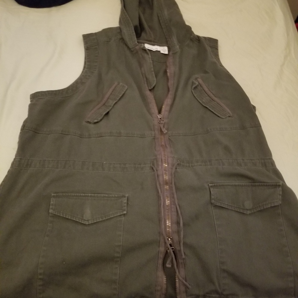DKNY Anorak Utility Vest